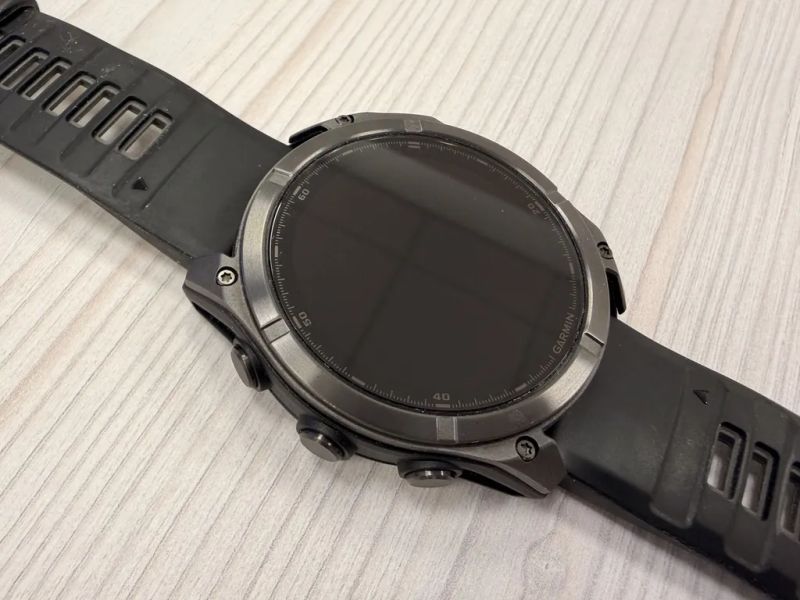Garmin Fenix 8 51mm AMOLED Sapphire Carbon grey