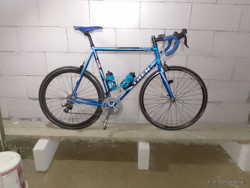 Prodám silniční kolo trek ALU rám vydlice Carbon velikost 60 vybavení Shimano 105 2×10 