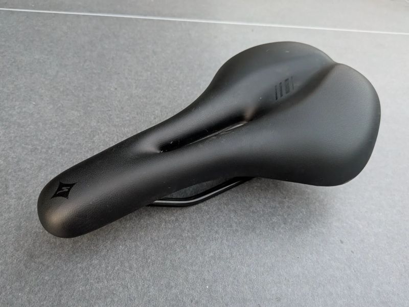 dámské sedlo Specialized Riva 155 mm