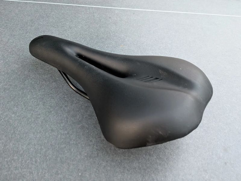 dámské sedlo Specialized Riva 155 mm