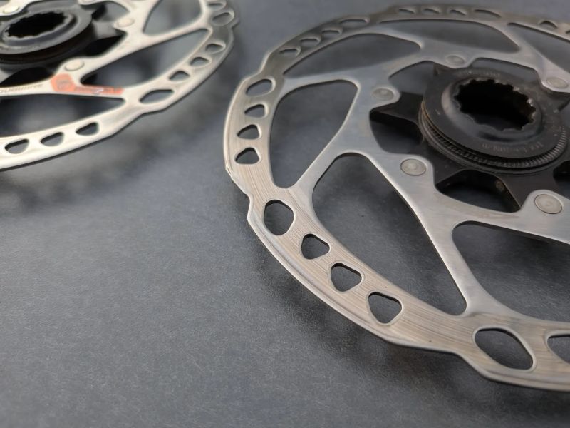 kotouče Shimano SM-RT64 160 mm