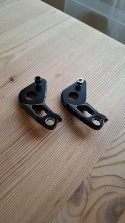 Patka přehazovačky k rámu Superior