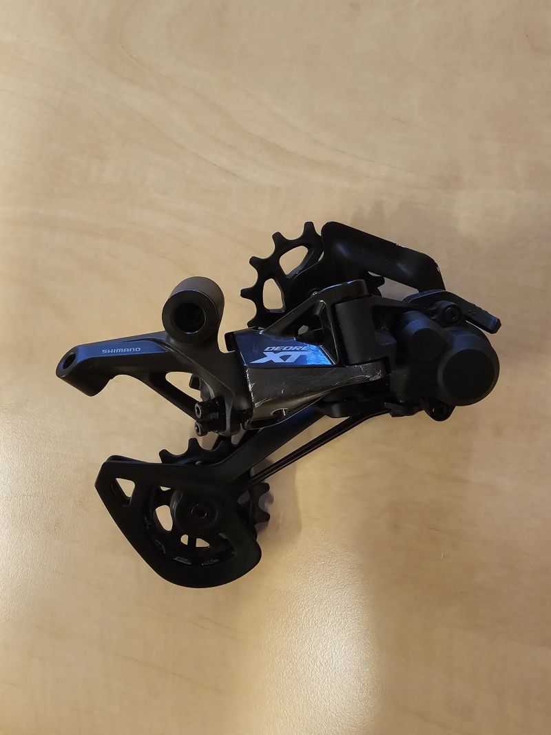 Přehazovačka Shimano Deore XT M8100 12s, SGS 