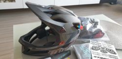 Troy Lee Designs helma vel. M/L