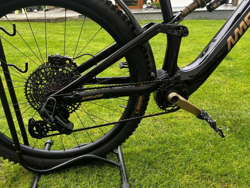 Amflow PL Carbon Pro - 800 Wh + brdzy Sram Maven Silver