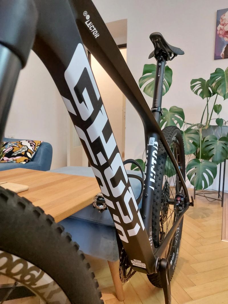 Ghost Lector 3.9LC night black