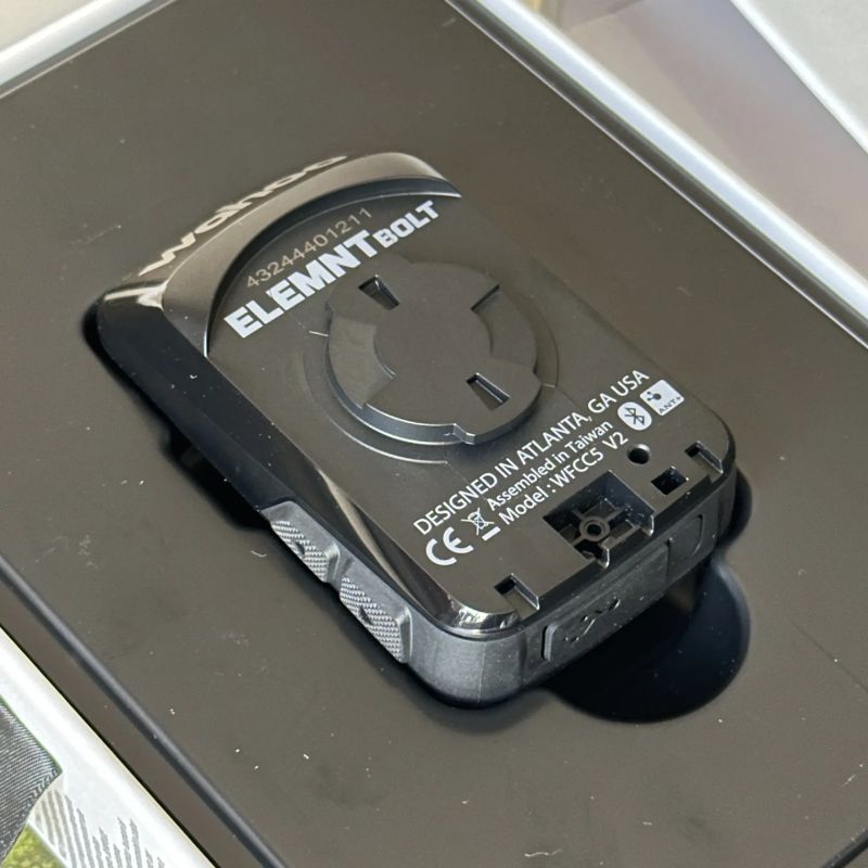 Cyklistický GPS počítač Wahoo Elemnt Bolt V2