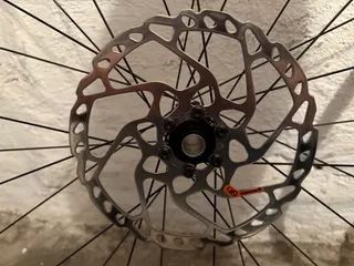 Zapletena horská kola Newmen evolution x a 25