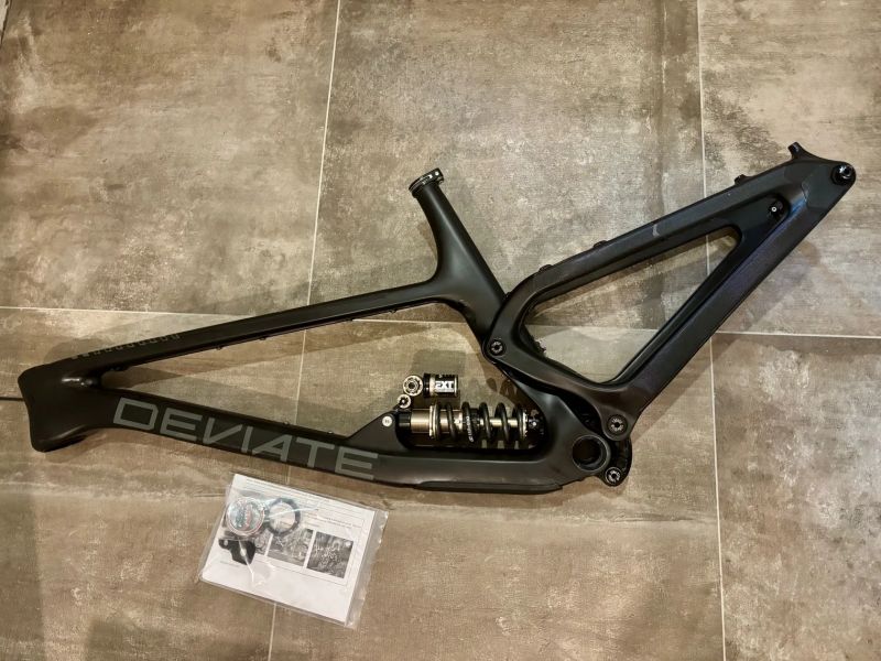 Deviate Highlander 150, 29, L