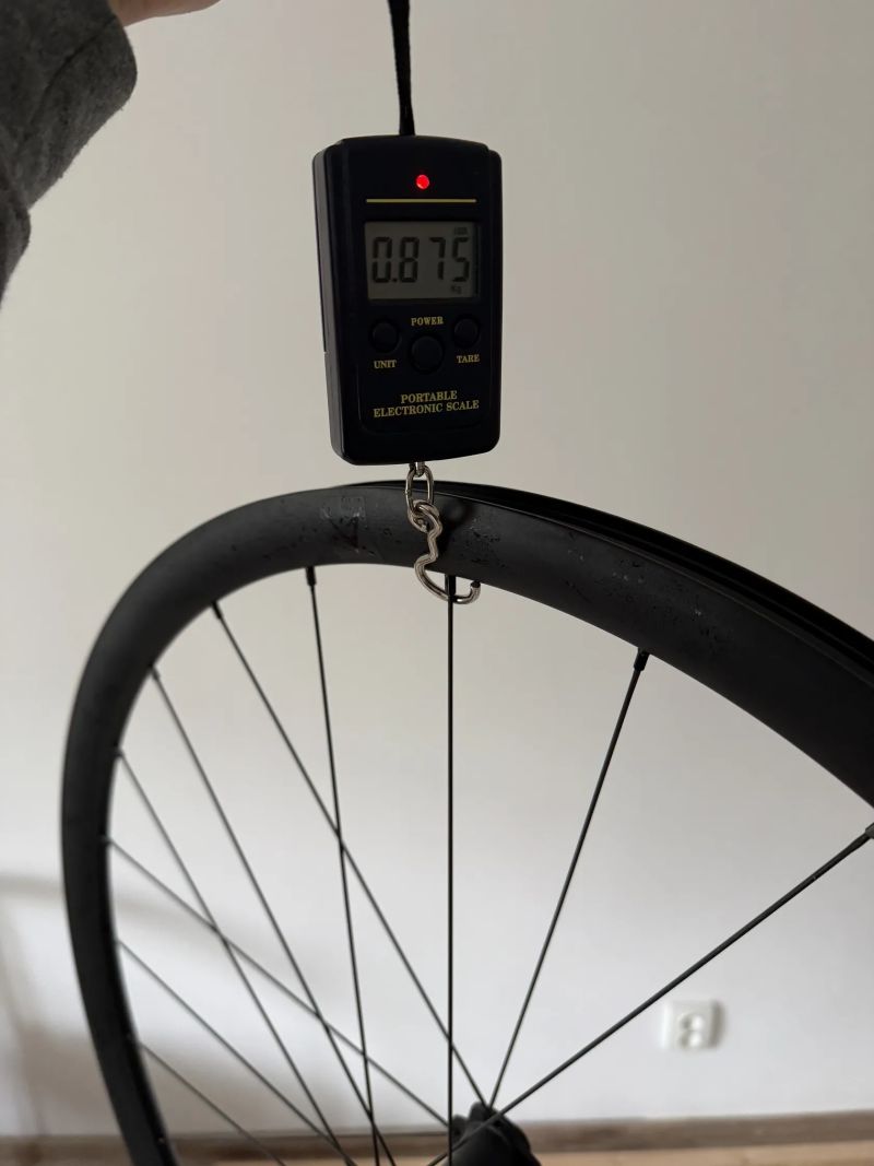 Zapletená kola Velomann V30r