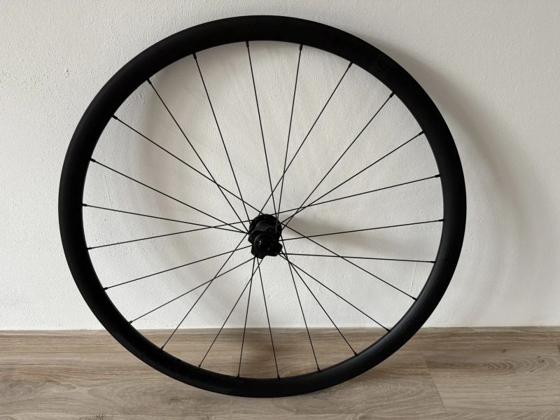 Zapletená kola Velomann V30r