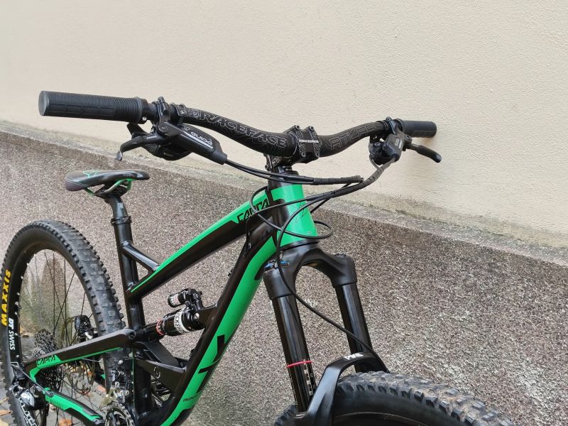 YT Industries Capra AL Comp 2 vel. L roku 2016