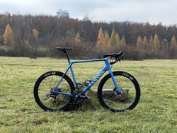 Predám Canyon Ultimate CF SL Disc 8.0 Di2 Aero (XL)