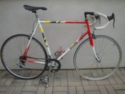 Staré silniční kolo Gitane