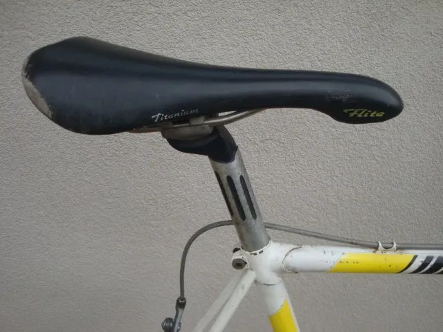 Staré silniční kolo Gitane