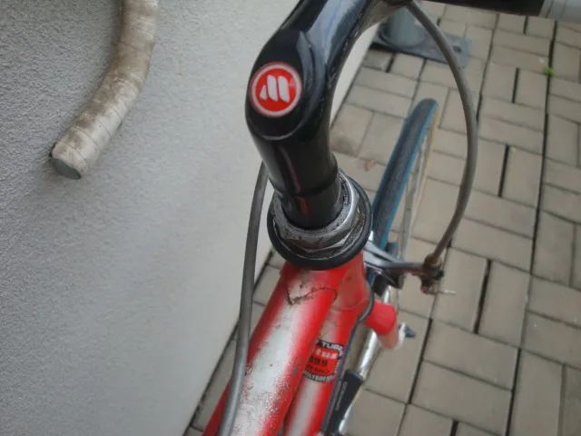 Staré silniční kolo Gitane