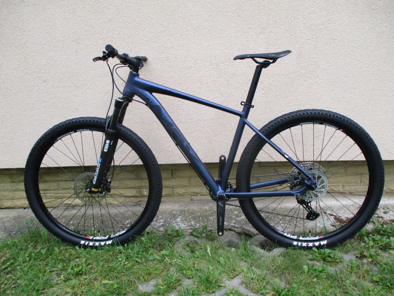 Nové 29" kolo na rámu MRX Sport TB25 19,5", Deore1x11, vzduch. vidlice Suntour XCR/Raidon, pevná osa