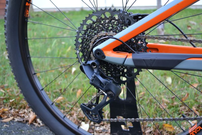 Conway RLC FS 4.9 Carbon (L) Nové kolo