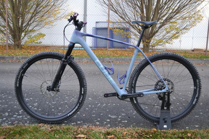 Cube Reaction C:62 Race pigeonblue´n´art (XL) Stav nového kola