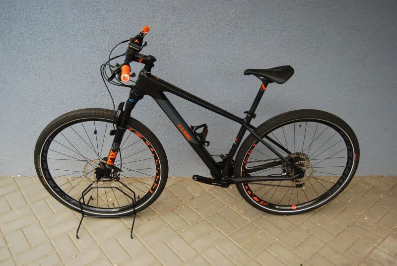 Cube Reaction 29 Carbon M