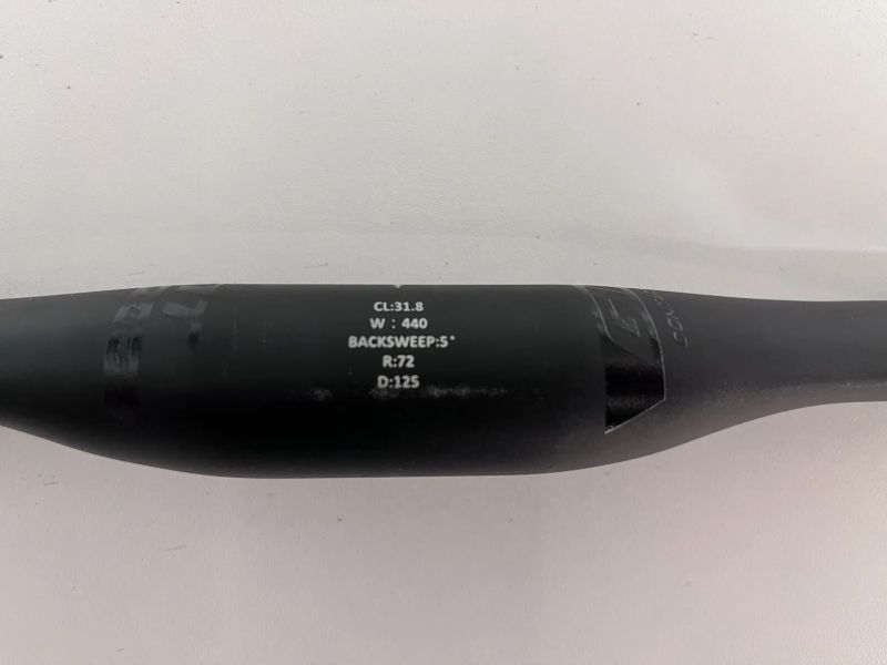 Gravel/silniční řidítka Giant Contact XR D-Fuse, 440 mm