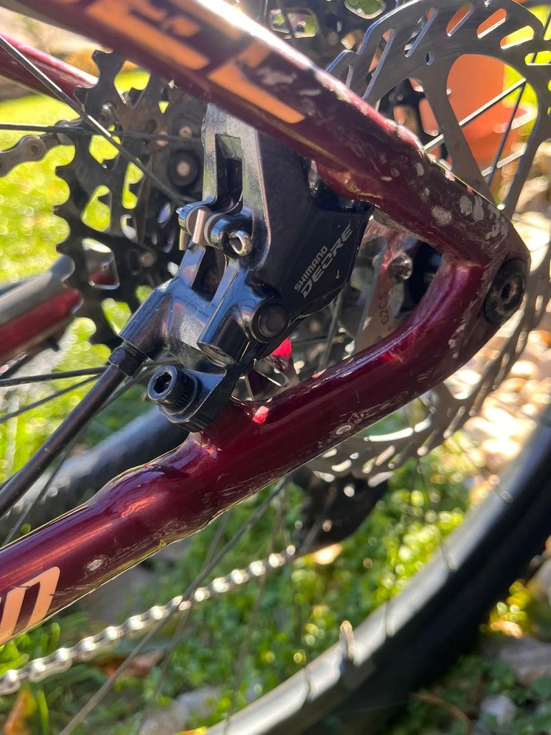 Specialized Chisel Hardtail včetně teleskopky + nahradní kola