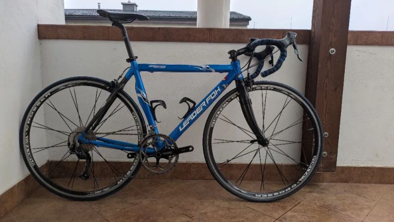 Leader Fox Lead Stage