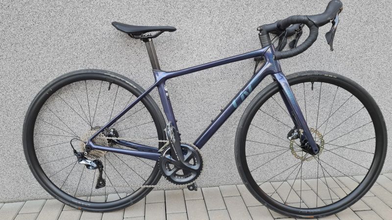 LIV Langma Advanced Disc 1, velikosti XS, váha 8,2 Kg