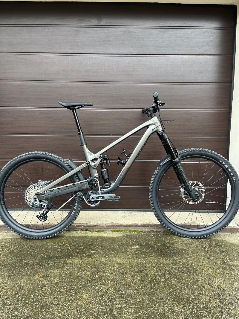 Trek Slash 9 gen 6 GX