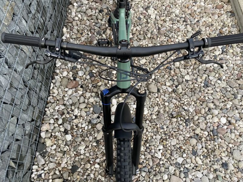 Pells Tarpan AM 3 vel. M. 29”