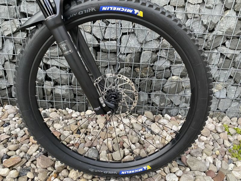 Pells Tarpan AM 3 vel. M. 29”