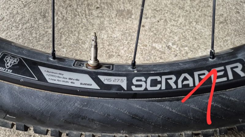 Zapletená kola 27,5 650B 2x přední+2x zadní