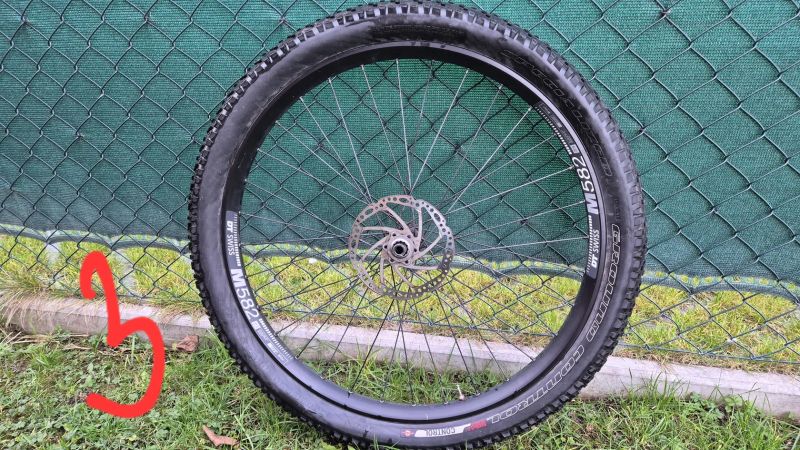 Zapletená kola 27,5 650B 2x přední+2x zadní