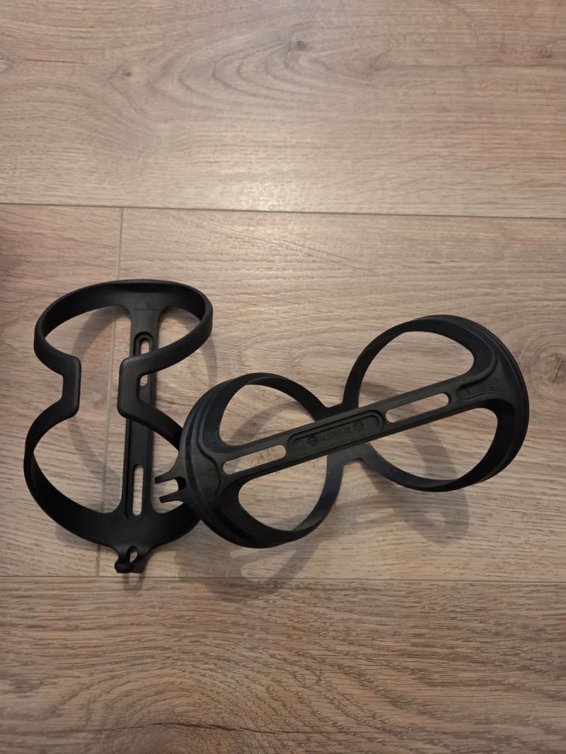 Canyon Carbon Bottle Cage 2ks - karbonový košík