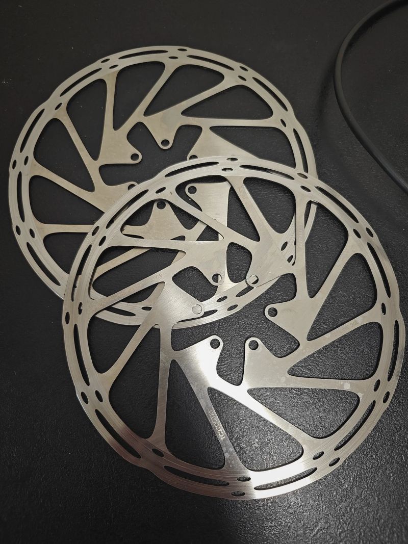 Brzdy SRAM DB8 přední+ zadní + kotouče centerline