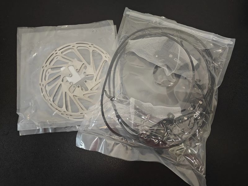 Brzdy SRAM DB8 přední+ zadní + kotouče centerline