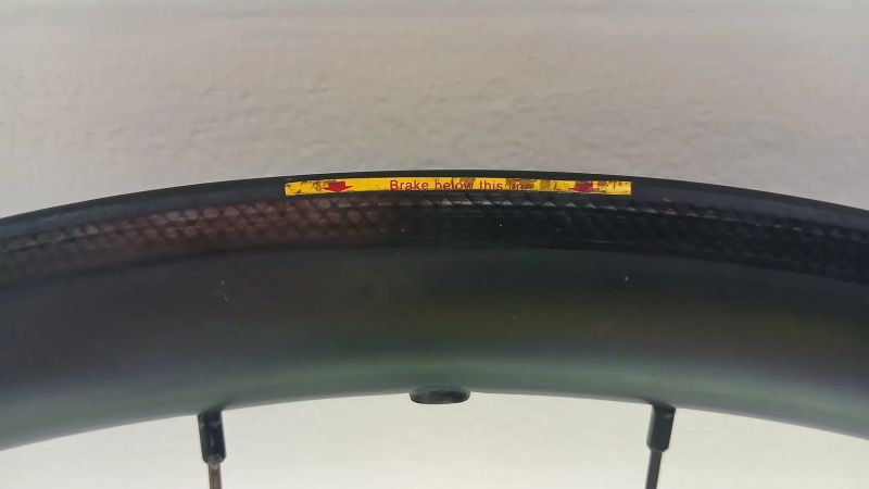 Prodám zadní zapletené kolo FORCE TEAM SP KARBON 33 - plášťové.