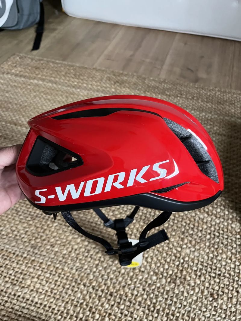 SW Prevail 3 Vivid Red, velikost M