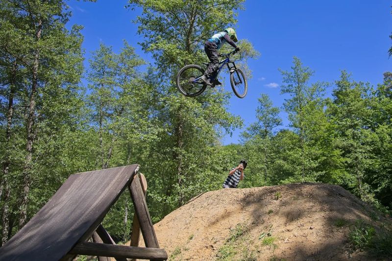 Dětské celoodpružené kolo Dartmoor Blackbird Junior 26/27,5