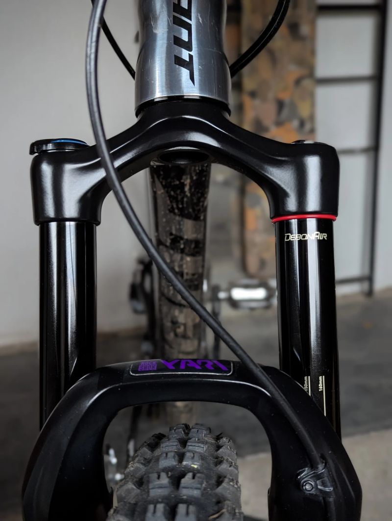 Rock Shox Yari RC 29" 160mm