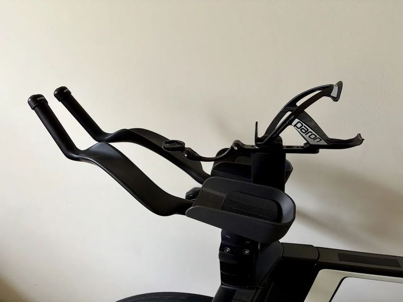 Canyon Speedmax CF SLX 8.0 – velikost M + AeroCoach AEOX kola