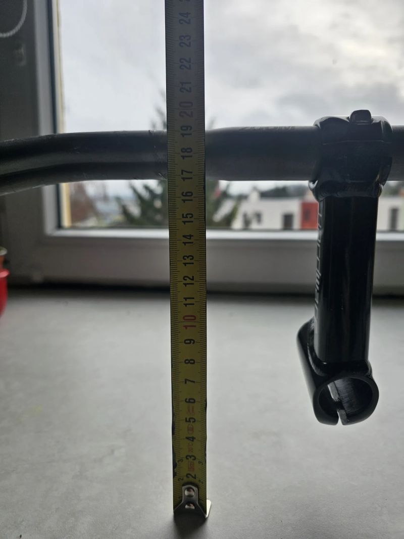 Zoom řidítka 4AERO