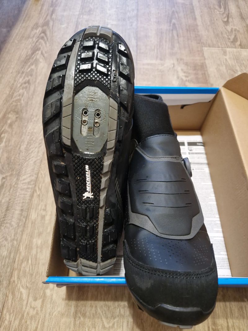 Zimní tretry Shimano