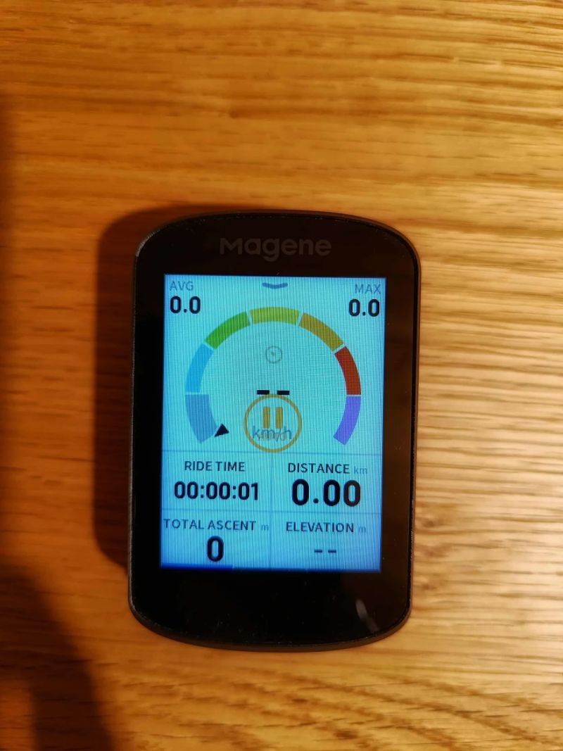 Prodám GPS cyklopočítač Magene C506 – jako nový, v záruce do 06/2027