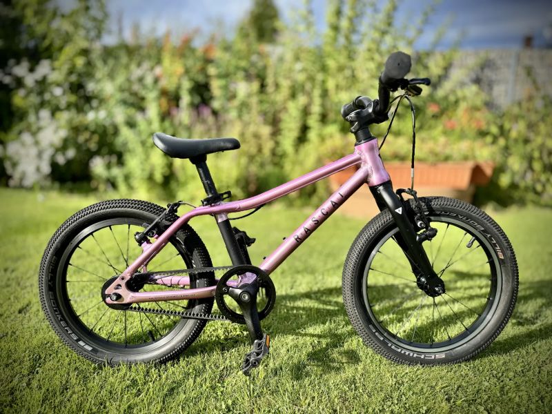 Dětské kolo Rascal 16" – lehké a stylové kolo pro děti od 3 let
