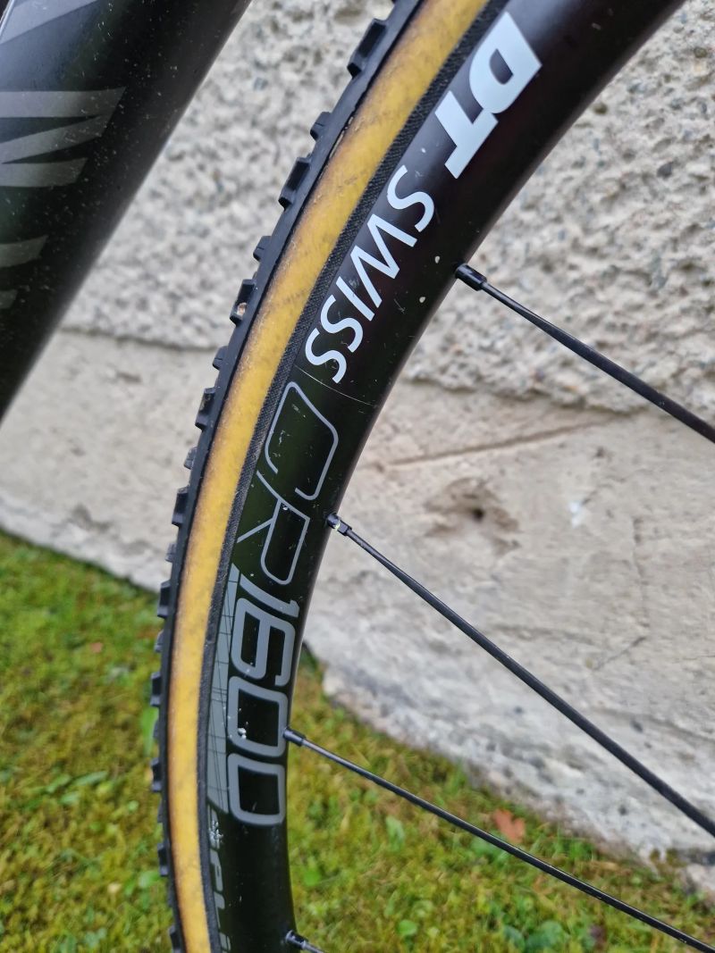 Canyon Inflite CF SLX, size L