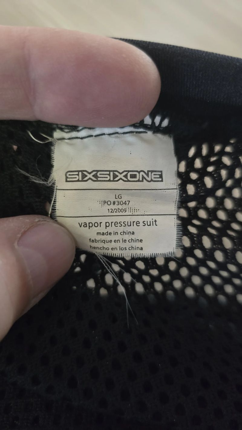 661 SixSixOne Vapor Pressure Suit vel.L