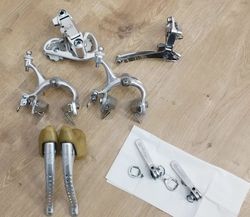 Prodám sadu dílů Campagnolo