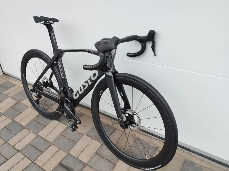 GUSTO DURO Shimano Ultegra Di2 