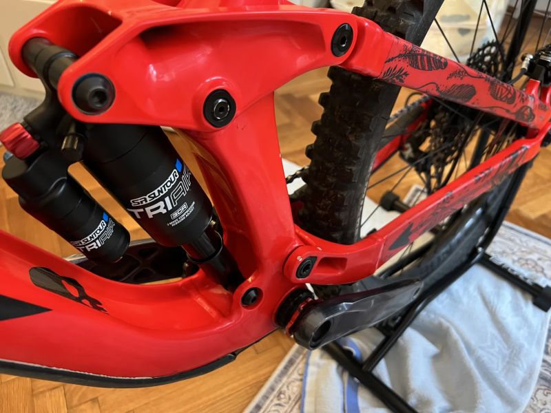 Trek Slash 7 Gen 5 vel. M/L